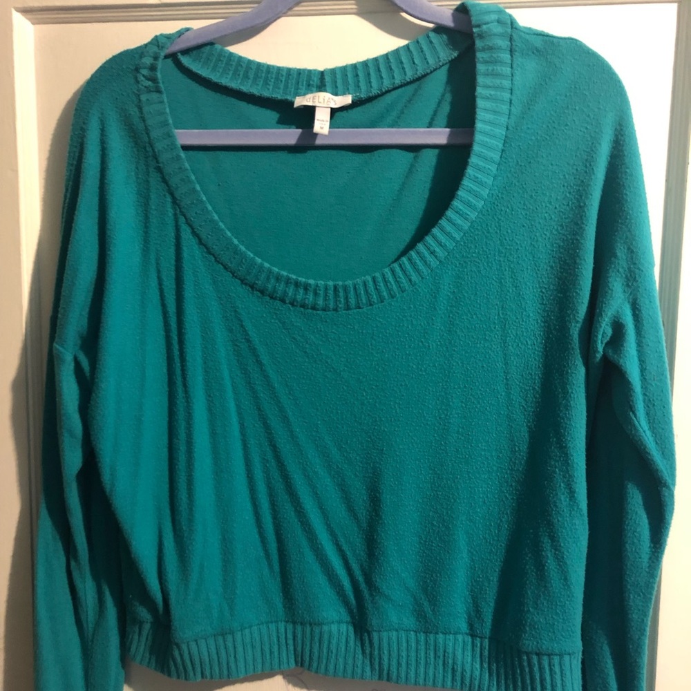 Cropped sweater